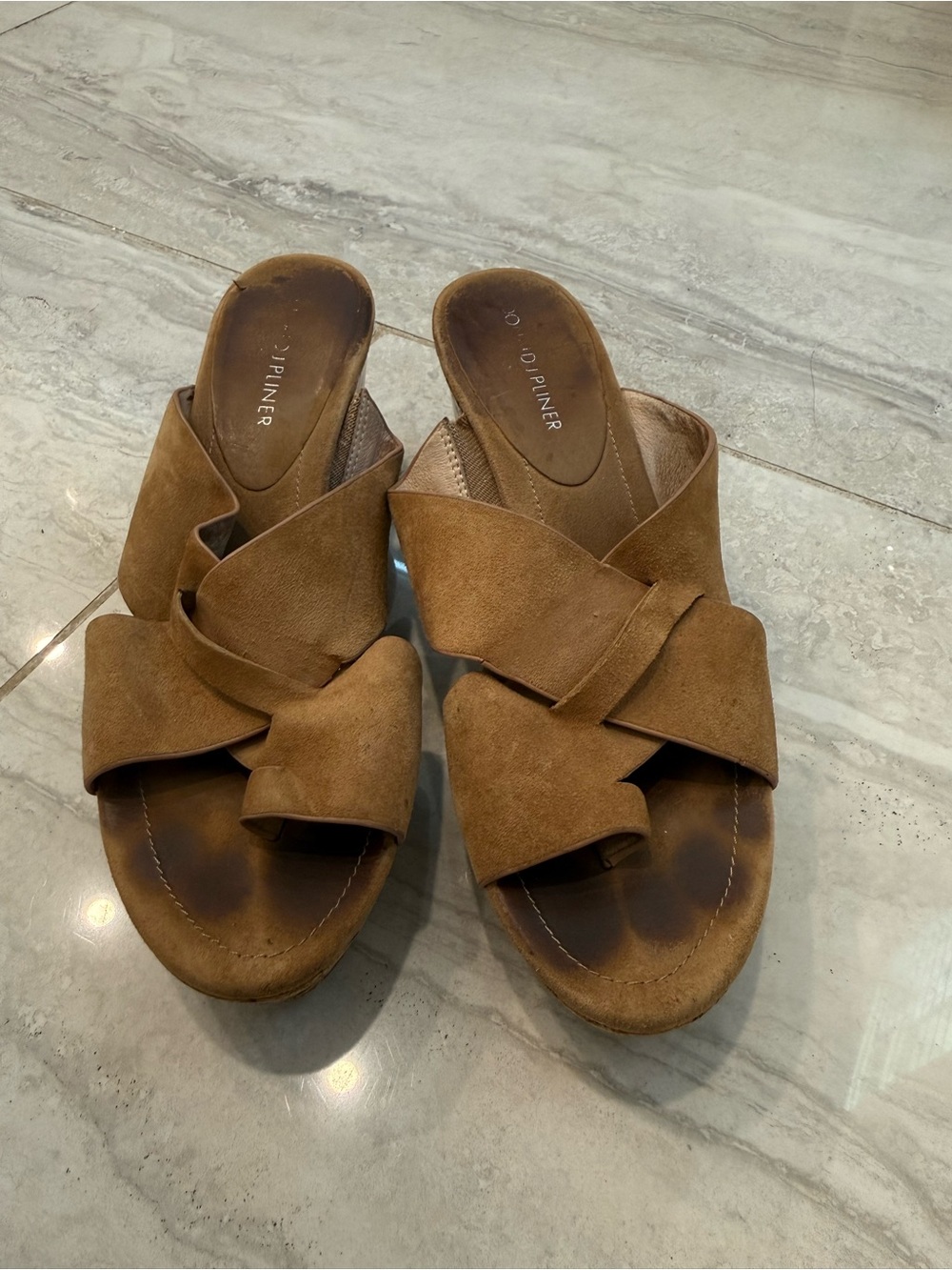 Donald Pliner Fuji Wedges Size 7.5